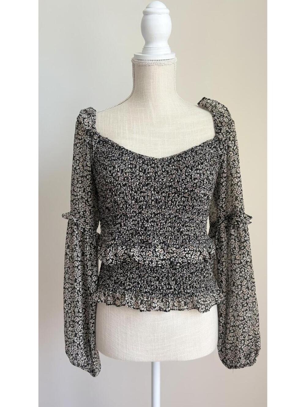 ASTR Romantic Floral Peplum Blouse